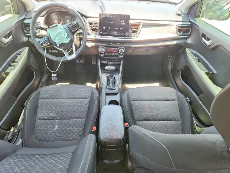 2022 KIA RIO S  