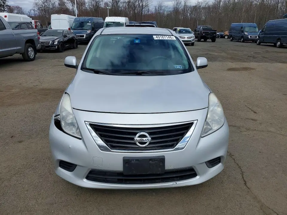 2013 NISSAN VERSA 1.6 S  