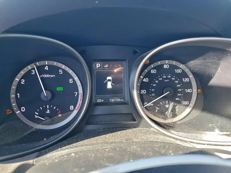 2017 HYUNDAI SANTA FE SE  