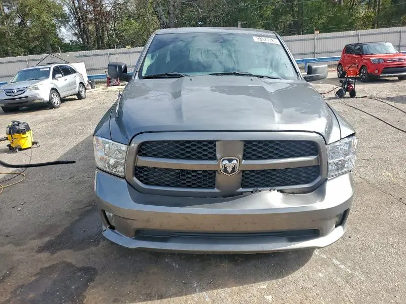 2013 RAM 1500 ST  
