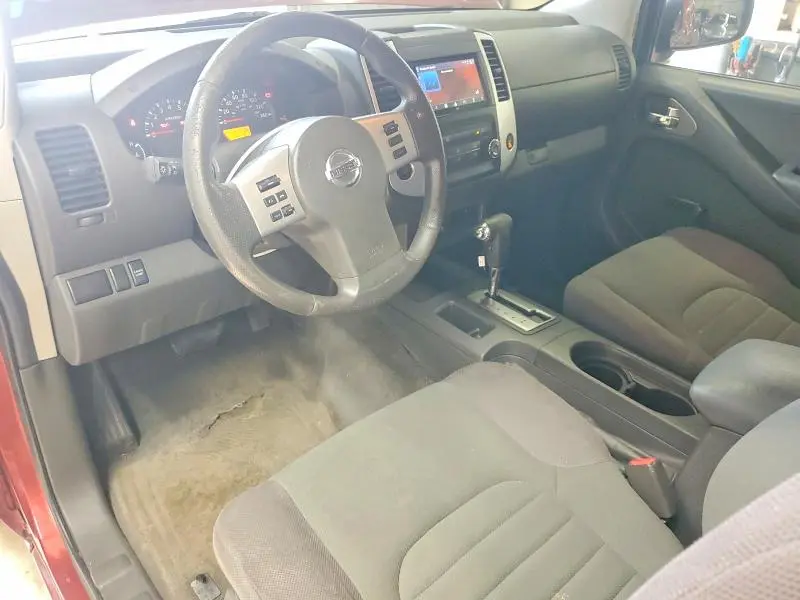 2014 NISSAN FRONTIER S  