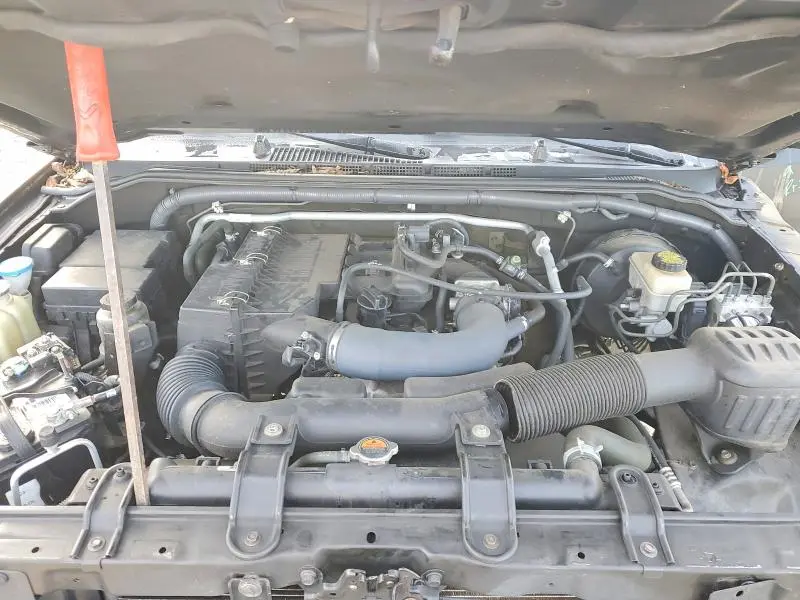 2017 NISSAN FRONTIER S  