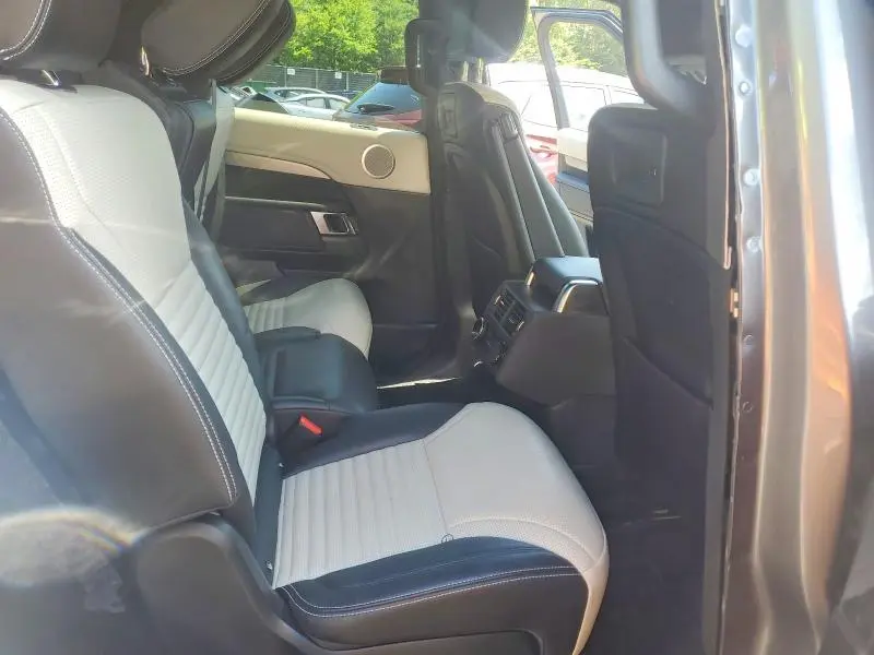 2021 LAND ROVER DISCOVERY S R-DYNAMIC  