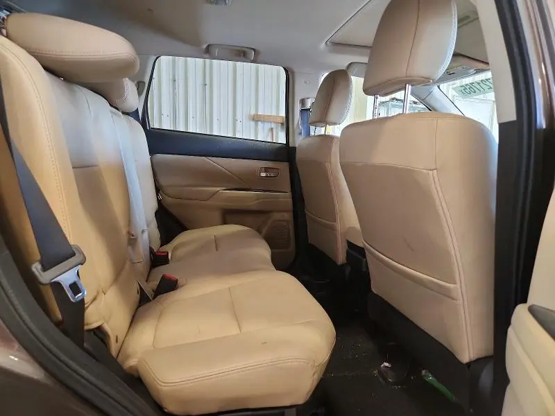 2017 MITSUBISHI OUTLANDER GT  