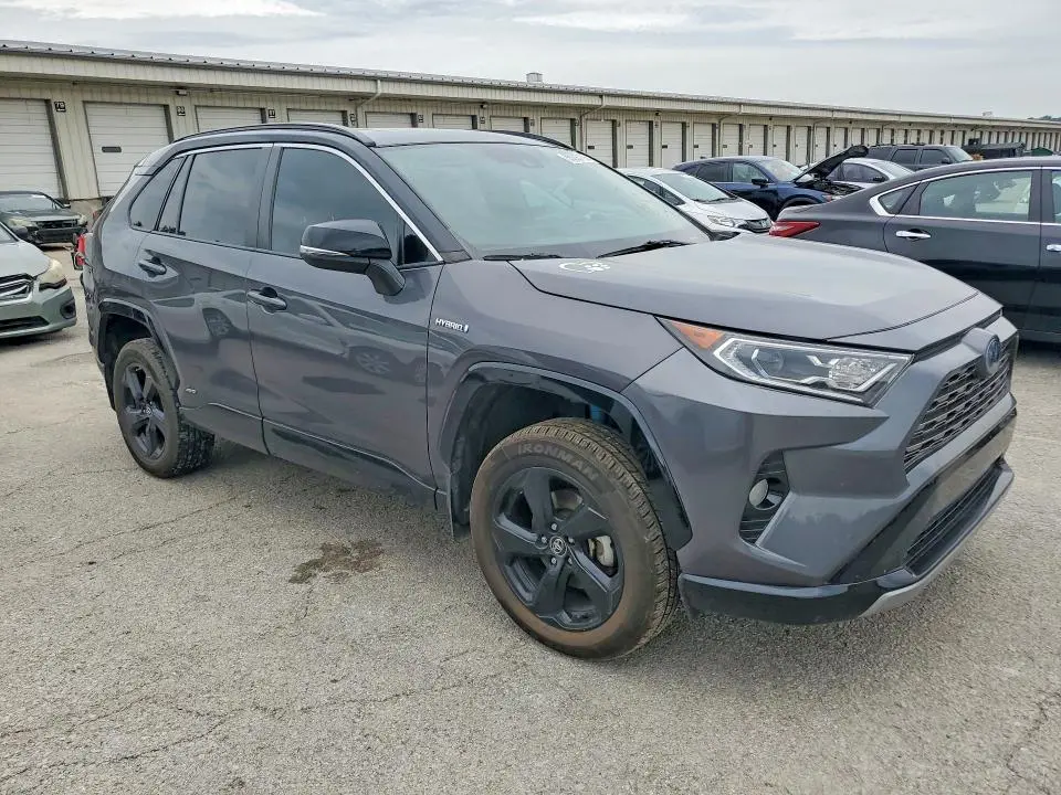 2019 TOYOTA RAV4 XSE  