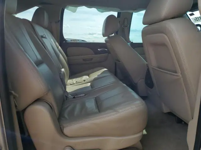 2013 GMC YUKON XL C1500 SLT  