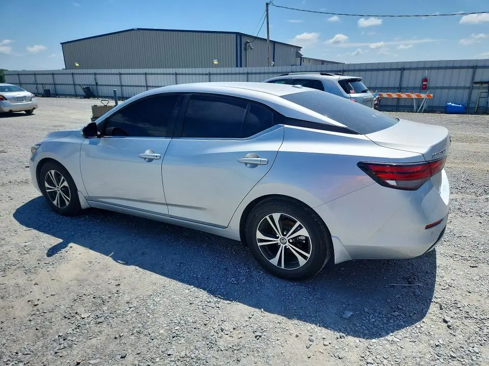 2022 NISSAN SENTRA SV  
