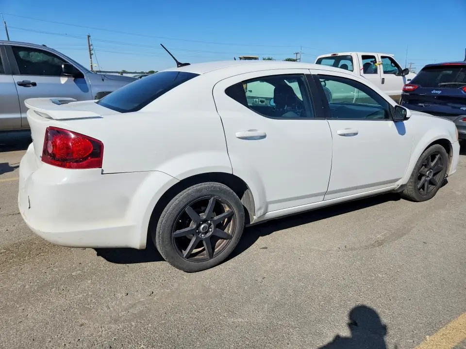 2012 DODGE AVENGER SXT  