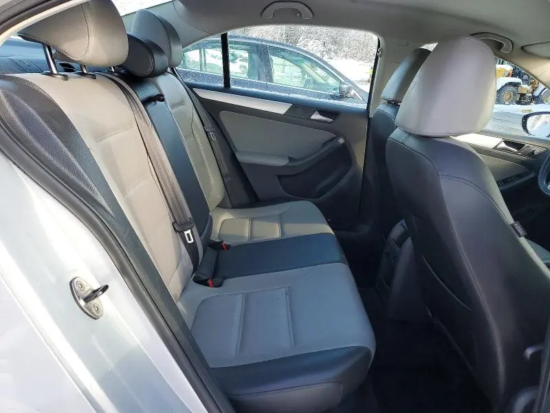 2013 VOLKSWAGEN JETTA HYBRID  