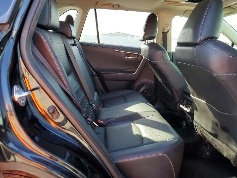 2021 TOYOTA RAV4 LIMITED  