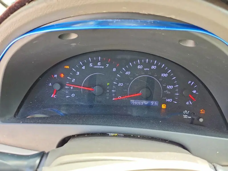 2011 TOYOTA CAMRY LE  
