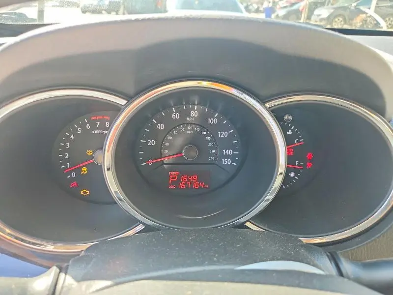 2012 KIA SORENTO LX  