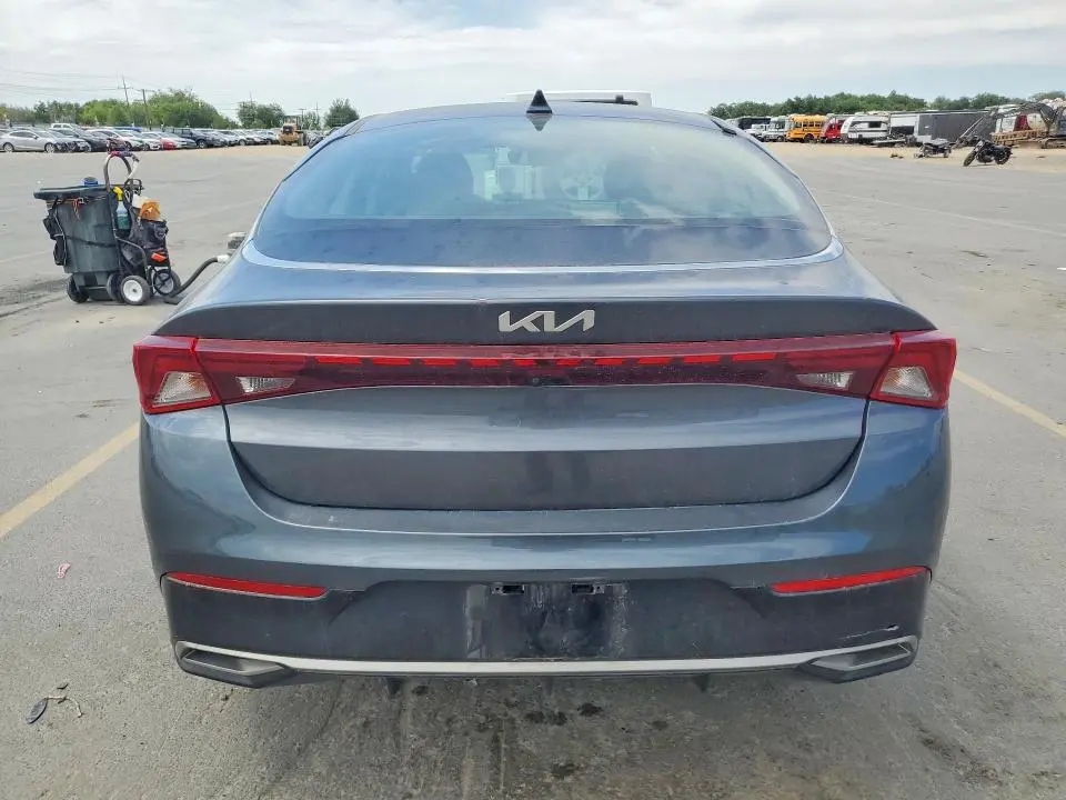 2022 KIA K5 LXS  