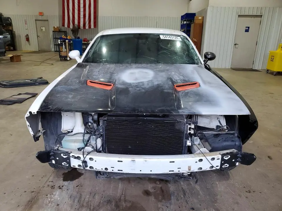 2015 DODGE CHALLENGER SXT  