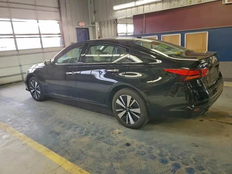 2019 NISSAN ALTIMA SL  