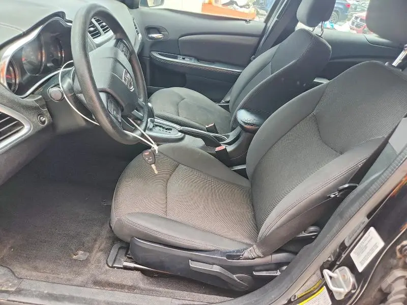 2014 DODGE AVENGER SE  