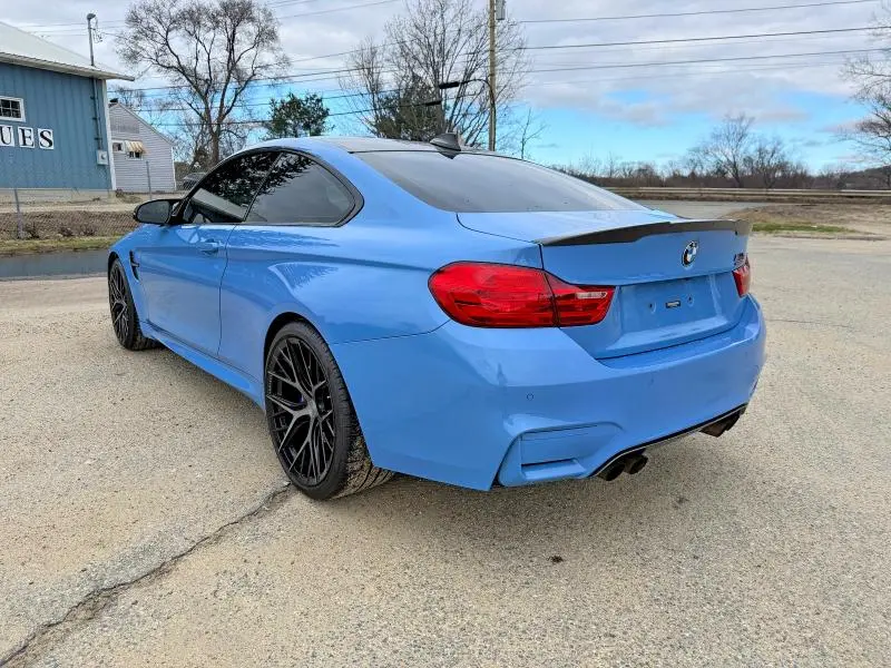 2017 BMW M4   