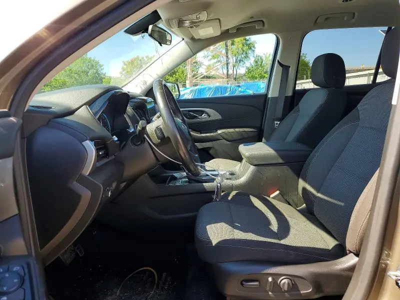 2020 CHEVROLET TRAVERSE LT  