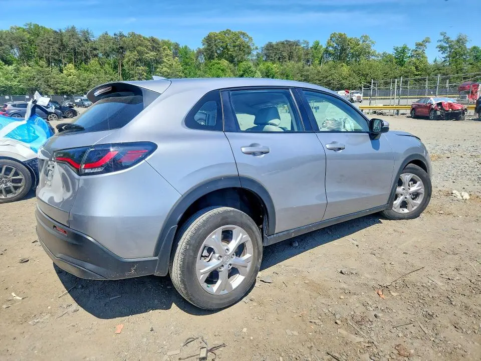 2023 HONDA HR-V LX  