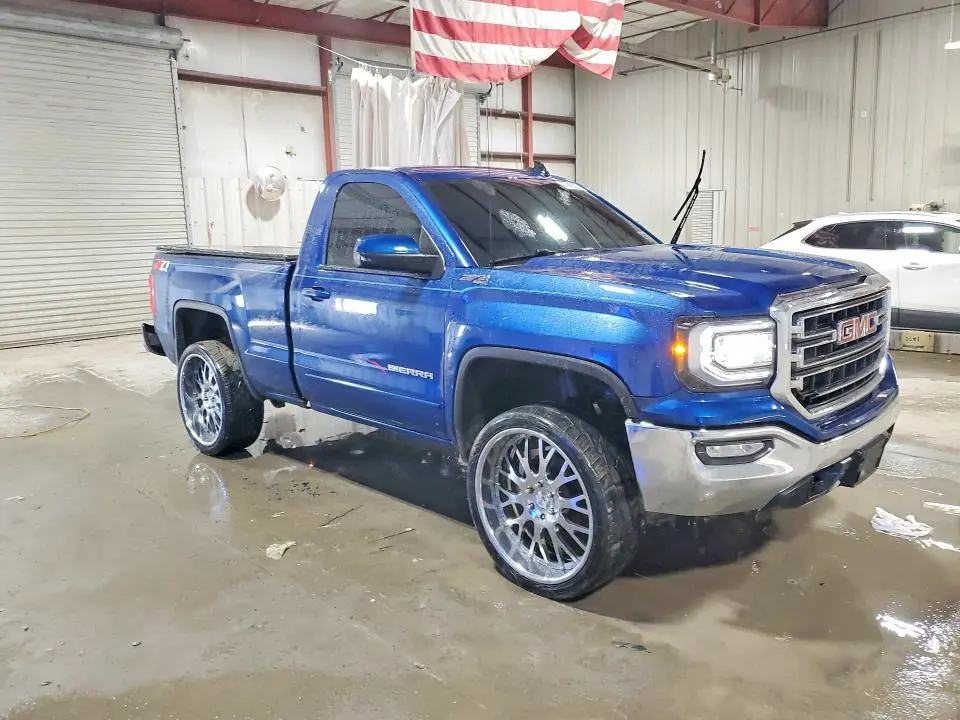 2017 GMC SIERRA K1500 SLE  