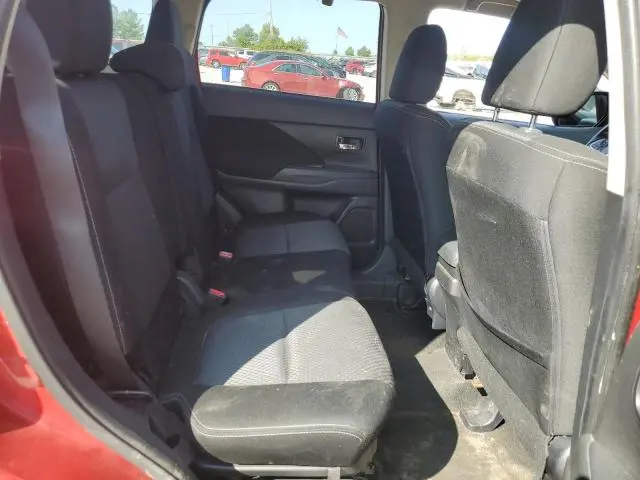 2016 MITSUBISHI OUTLANDER SE