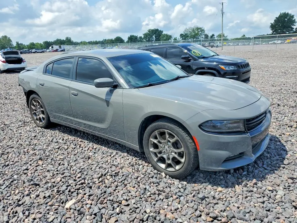 2017 DODGE CHARGER SXT  