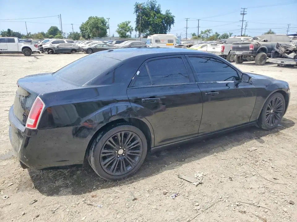 2013 CHRYSLER 300   