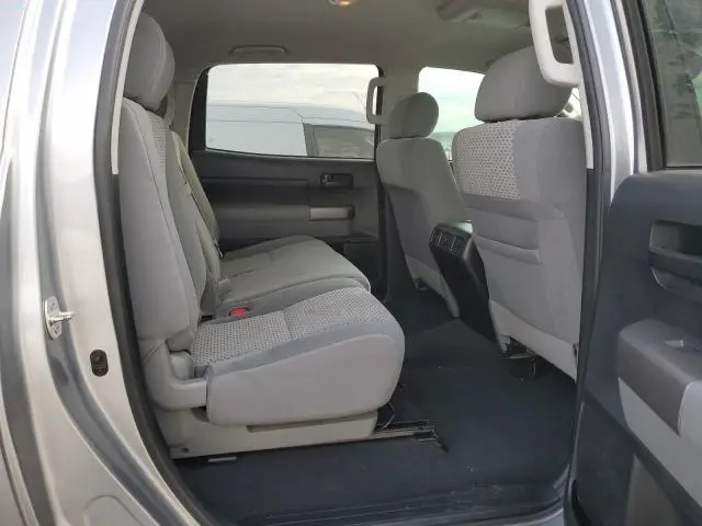 2013 TOYOTA TUNDRA CREWMAX SR5  
