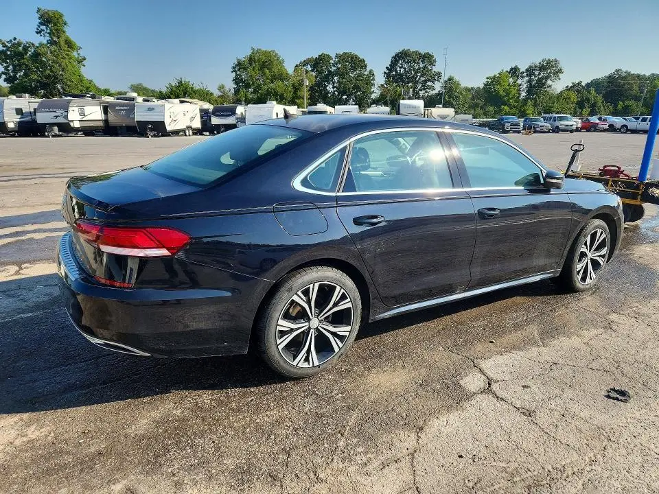 2021 VOLKSWAGEN PASSAT SE  