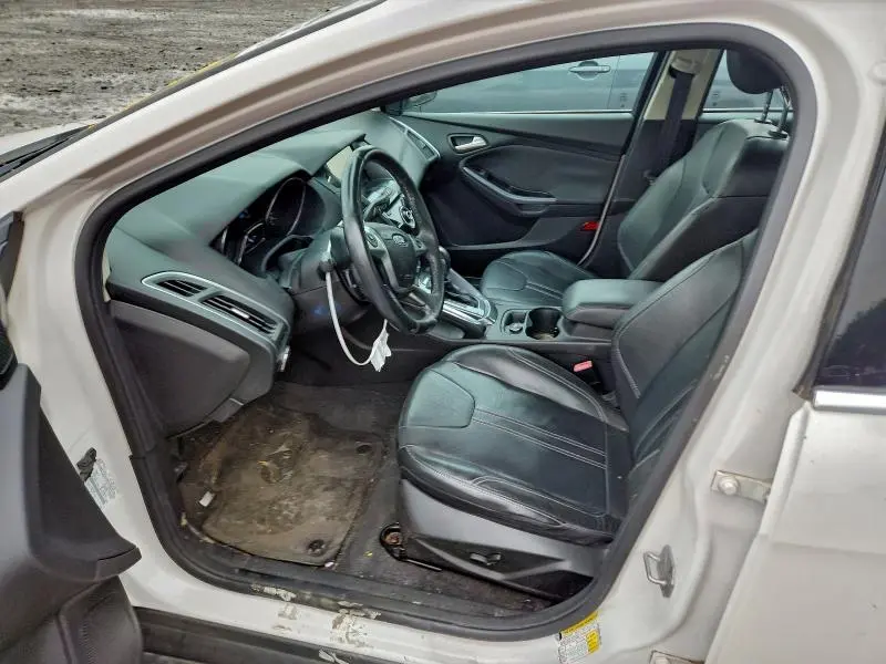 2012 FORD FOCUS TITANIUM  