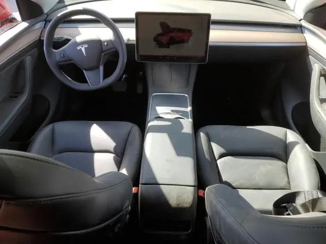 2025 TESLA MODEL Y 