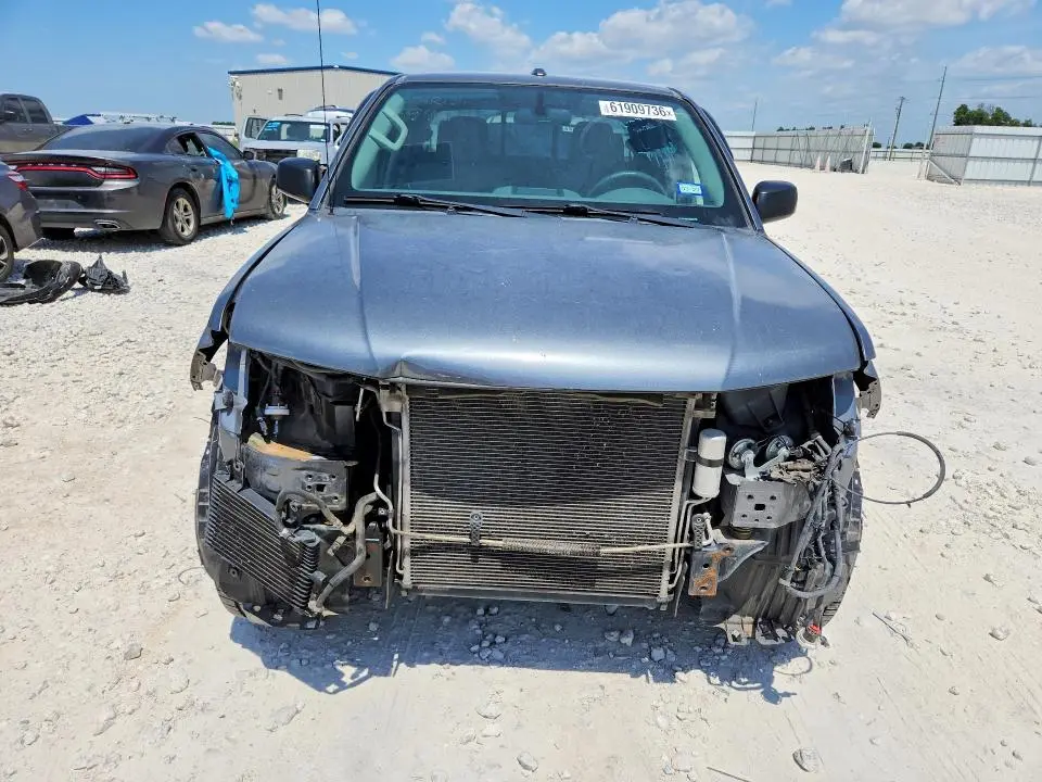 2018 NISSAN FRONTIER SV  