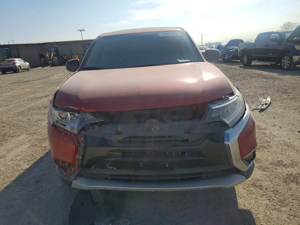 2017 MITSUBISHI OUTLANDER ES  