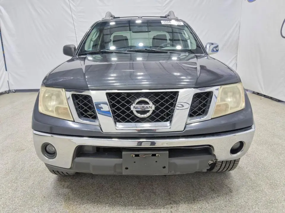 2010 NISSAN FRONTIER SE V6  