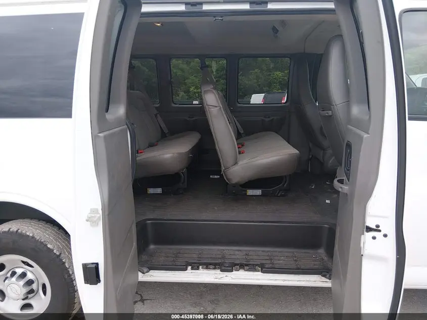 2017 CHEVROLET EXPRESS 2500 LS