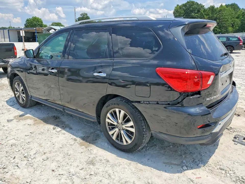 2018 NISSAN PATHFINDER SV  