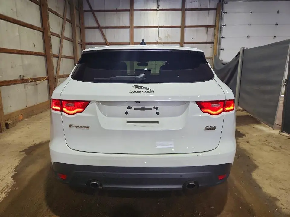 2020 JAGUAR F-PACE PREMIUM  