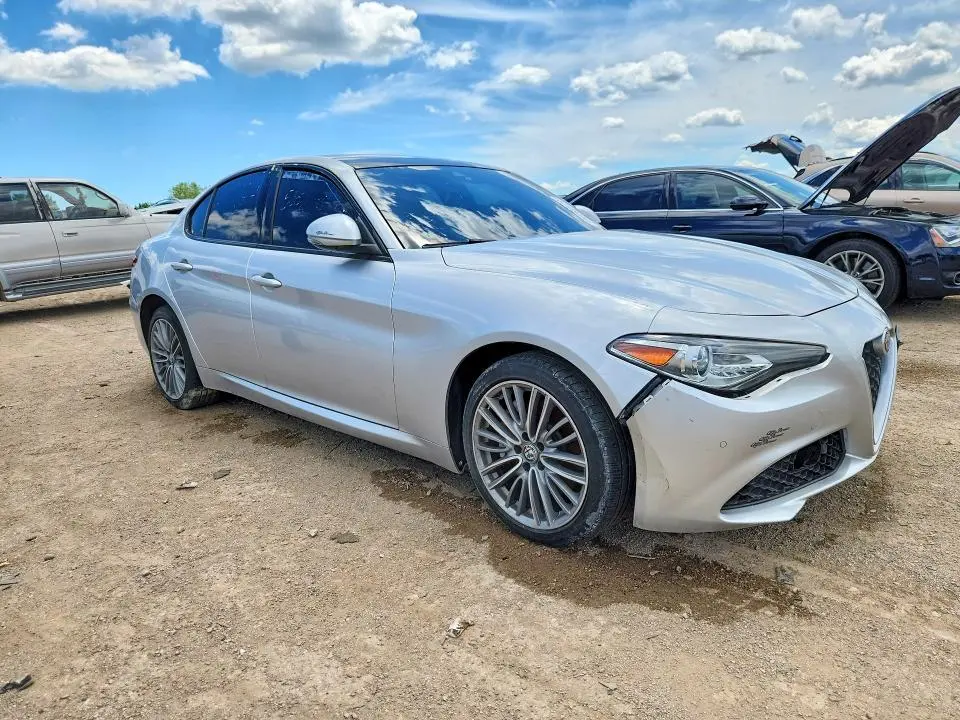 2017 ALFA ROMEO GIULIA TI Q4  