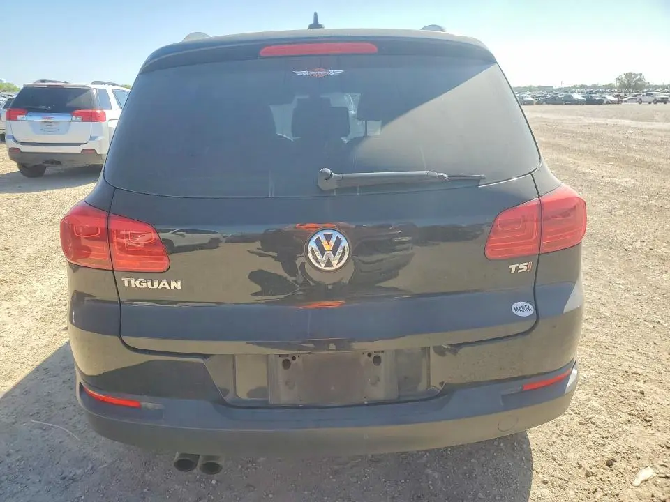 2017 VOLKSWAGEN TIGUAN S  