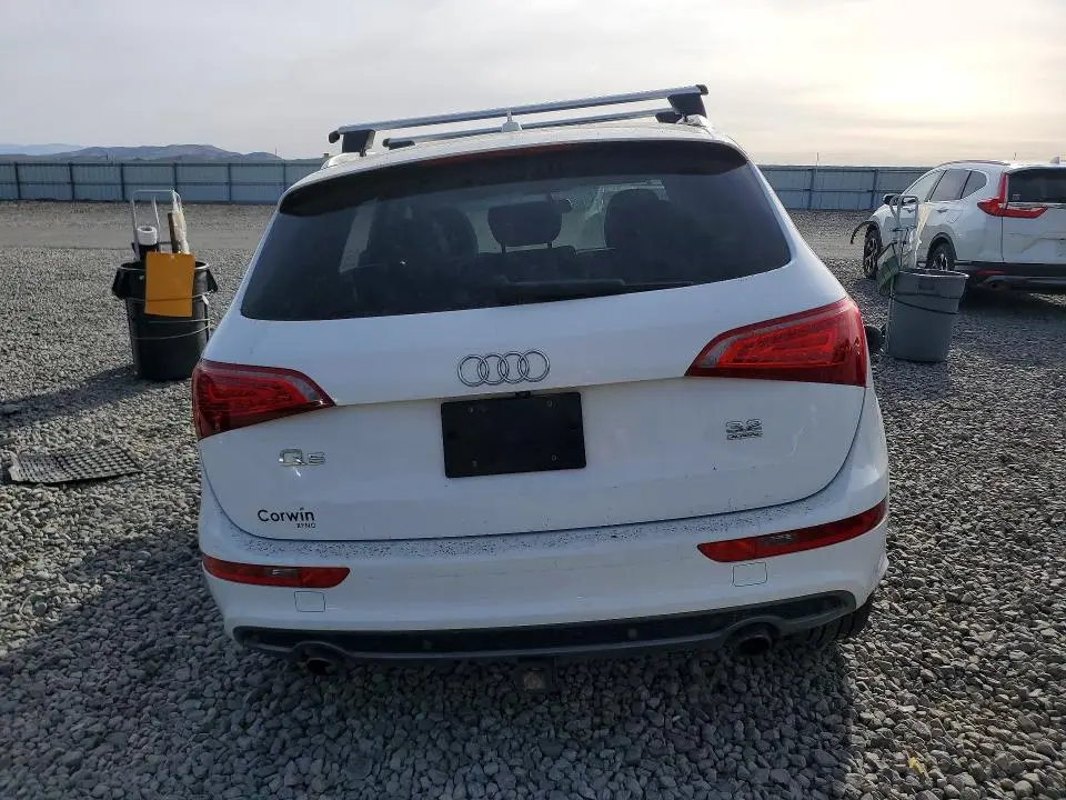 2011 AUDI Q5 PREMIUM PLUS  