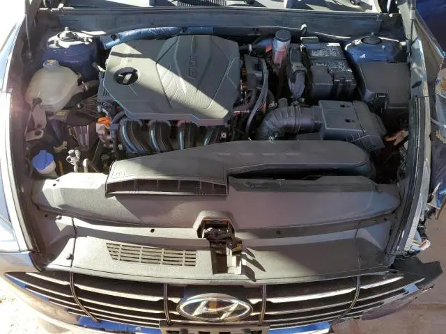 2021 HYUNDAI SONATA SE  