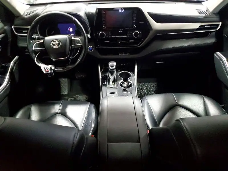 2021 TOYOTA HIGHLANDER HYBRID XLE  