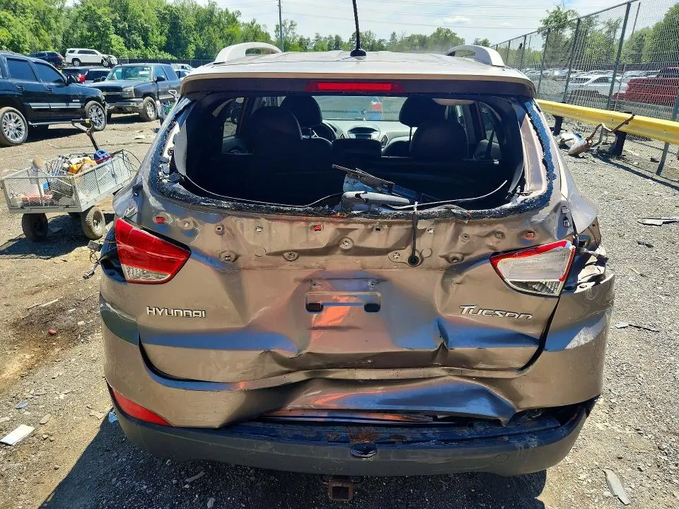 2012 HYUNDAI TUCSON GLS  