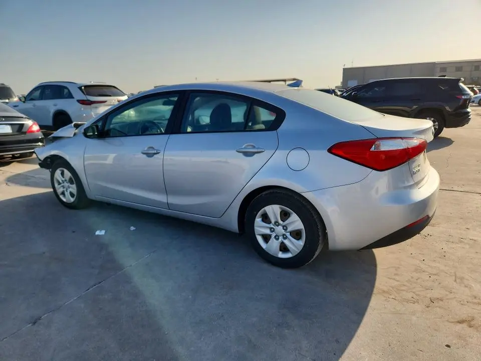 2016 KIA FORTE LX  