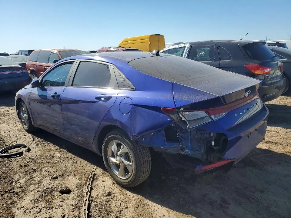2023 HYUNDAI ELANTRA SE  