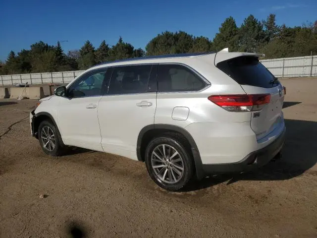 2018 TOYOTA HIGHLANDER SE  