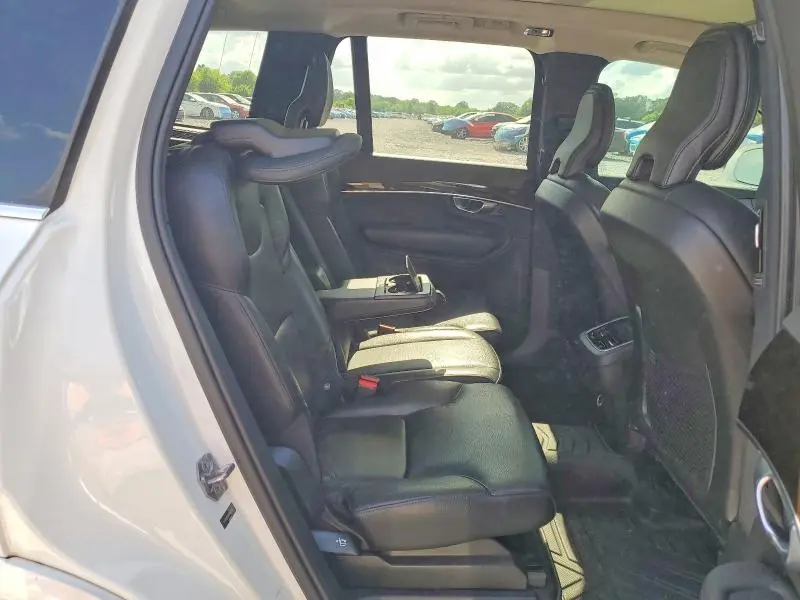 2019 VOLVO XC90 T5 MOMENTUM  