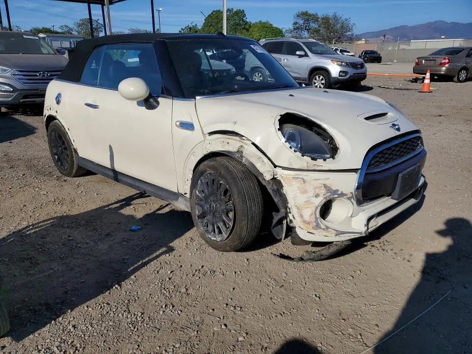 2019 MINI COOPER S  