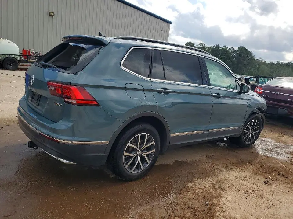 2020 VOLKSWAGEN TIGUAN SE  
