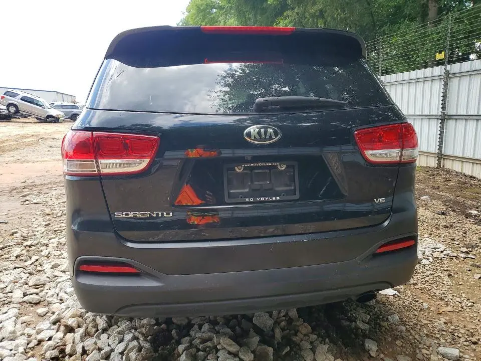 2017 KIA SORENTO LX V6  